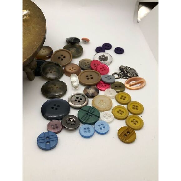 Vintage Buttons and Thimbles Assorted Lot - Picture 6 of 16